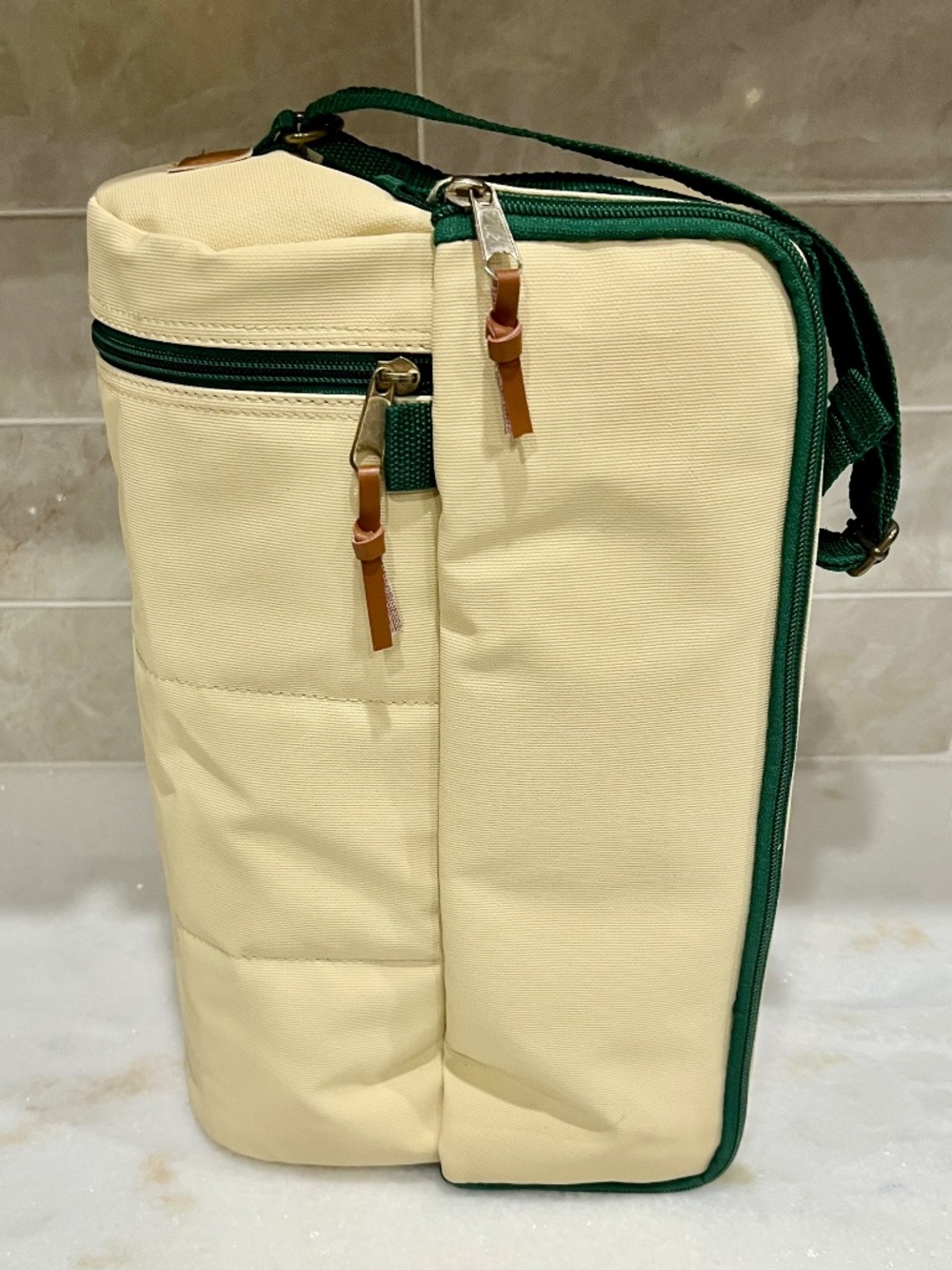 Chilled Wine Tote / Picnic Bag with Glasses & Wine Key - NWOT